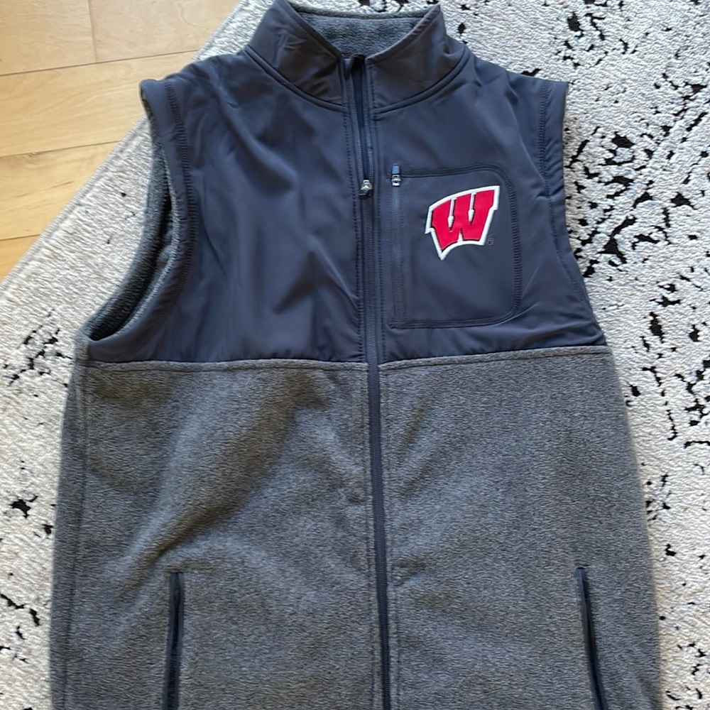 Men’s Wisconsin vest